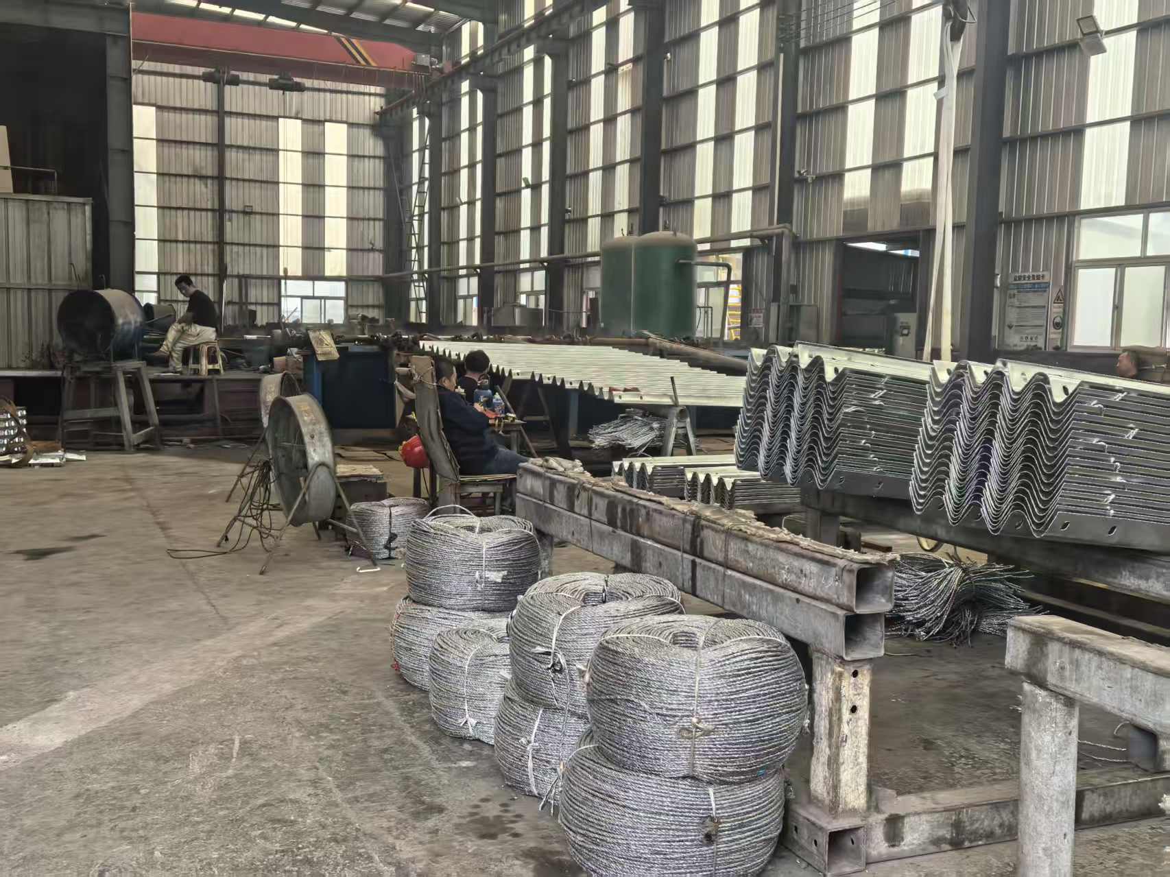 湖州市波形护栏三波波形护栏 - 一站式服务